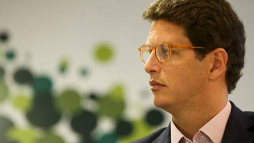 Ministro do Meio Ambiente desafia Miriam Leitão para um debate ao vivo